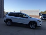 Used 2020 Jeep Cherokee Latitude w/ Cold Weather Group image 3