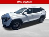 Used 2024 GMC Terrain SLT image 2