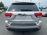 Used 2011 Jeep Grand Cherokee Laredo image 4