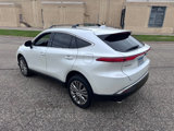 Used 2023 Toyota Venza XLE image 5