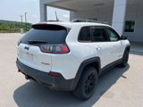 Used 2020 Jeep Cherokee Trailhawk image 3