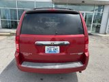 Used 2010 Chrysler Town & Country Touring image 6