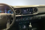 Used 2019 Toyota Tacoma TRD Sport image 5