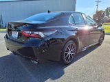 Used 2023 Toyota Camry SE image 4