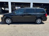 Used 2018 Dodge Grand Caravan SXT image 2