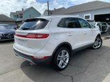 Used 2017 Lincoln MKC Reserve image 5