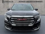 Used 2023 GMC Terrain SLT image 3