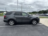 Used 2017 Ford Explorer XLT w/ Equipment Group 202A image 2