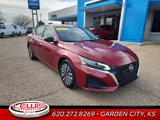 Used 2024 Nissan Altima 2.5 SV image 2