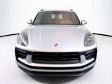 Certified 2024 Porsche Macan image 6