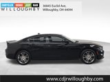 Used 2015 Dodge Charger SXT image 4