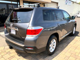Used 2013 Toyota Highlander 4WD image 2