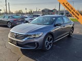Used 2022 Volkswagen Passat 2.0T R-Line image 2