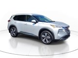 Used 2022 Nissan Rogue SL image 2