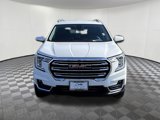 Used 2024 GMC Terrain SLT image 2