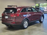 Used 2020 Kia Sorento LX image 4