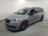 New 2025 Chrysler Pacifica Premium image 3