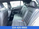 Used 2015 Volkswagen Golf R 4-Door image 6