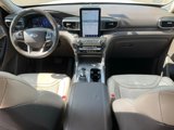 Used 2020 Ford Explorer Platinum w/ Premium Technology Package image 5