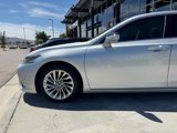 Used 2019 Lexus ES 300h image 2