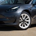 Used 2023 Tesla Model 3 Standard Range image 2