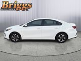 Used 2021 Kia Forte LXS image 2