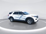 Used 2021 Ford Explorer XLT image 2