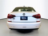 Used 2019 Volkswagen Passat 2.0T Wolfsburg image 4