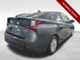 Used 2020 Toyota Prius LE image 2