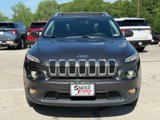 Used 2018 Jeep Cherokee Latitude Plus w/ Comfort/Convenience Group image 2