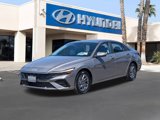 Used 2024 Hyundai Elantra SEL image 3