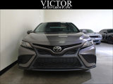 Used 2021 Toyota Camry SE image 2