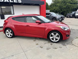 Used 2013 Hyundai Veloster image 2