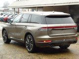 Used 2020 Lincoln Aviator Reserve w/ Equipment Group 202A image 5