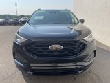 Used 2024 Ford Edge SE w/ Black Appearance Package image 3