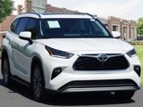 Used 2021 Toyota Highlander Platinum image 3