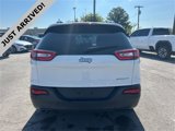 Used 2016 Jeep Cherokee Sport image 5