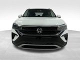 Certified 2022 Volkswagen Taos SE image 3