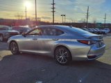 Certified 2022 Lexus ES 300h w/ Premium Package image 4