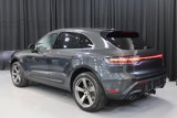 Certified 2024 Porsche Macan image 3