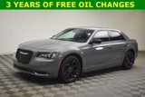 Used 2019 Chrysler 300 Touring w/ Sport Appearance Package image 2