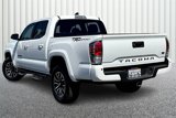 Used 2020 Toyota Tacoma TRD Sport image 2