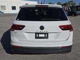 Used 2022 Volkswagen Tiguan SE w/ Panoramic Sunroof Package image 4