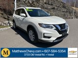 Used 2020 Nissan Rogue SV image 3