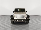 Used 2016 Jeep Wrangler Unlimited Rubicon image 3