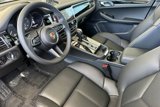 New 2025 Porsche Macan image 4