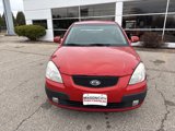Used 2007 Kia Rio5 SX w/ PWR Pkg image 2