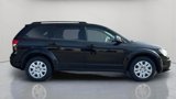 Used 2018 Dodge Journey SE image 5