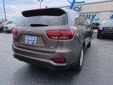 Used 2019 Kia Sorento LX w/ LX Convenience Package image 6