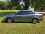 Used 2014 Volkswagen Jetta SE image 2